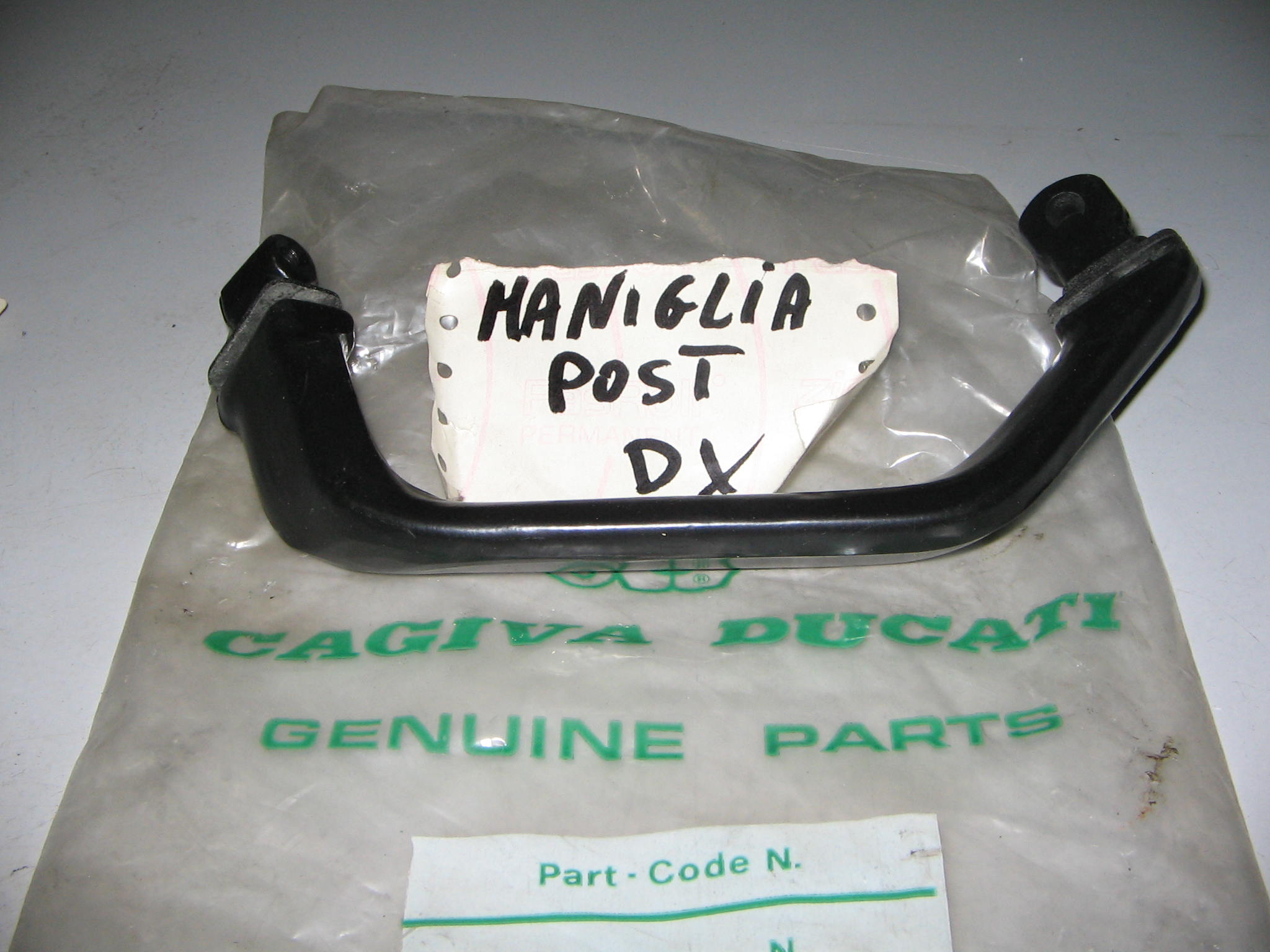 MANIGLIA DX CAGIVA N.1900